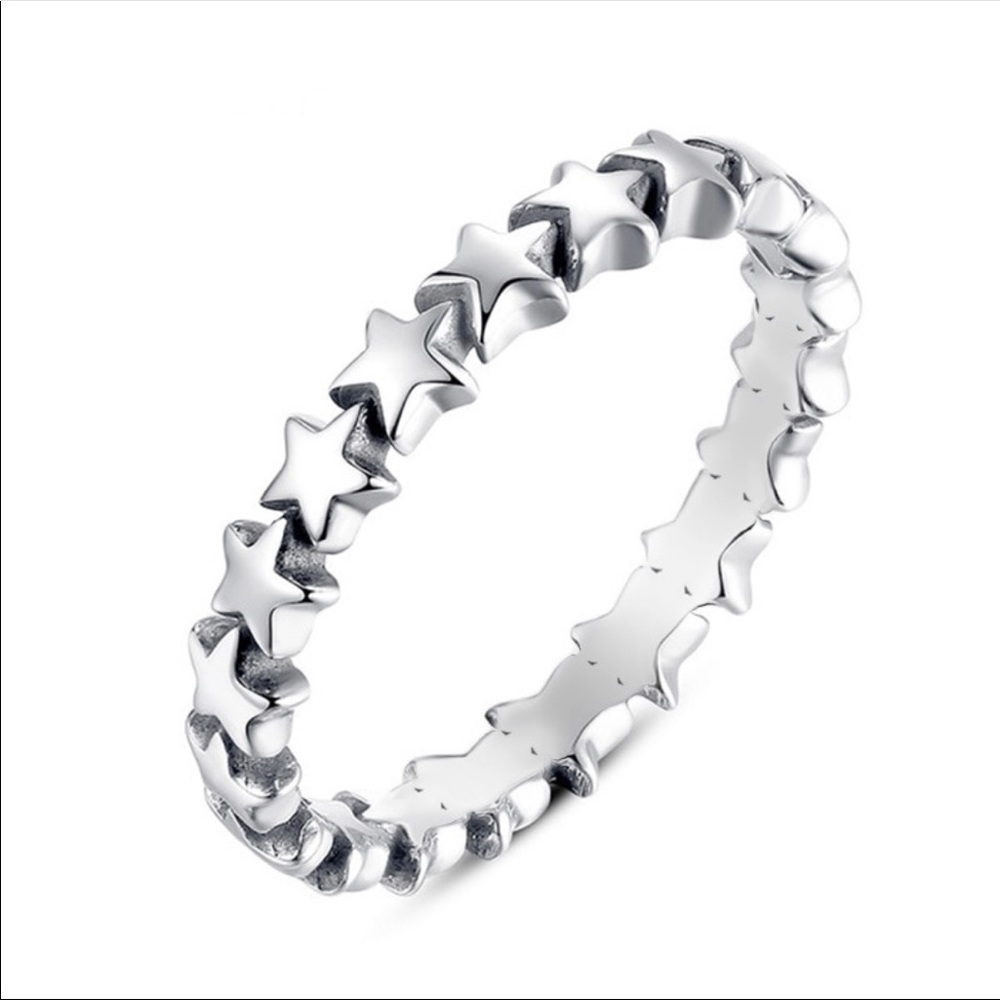 Brand knew beautiful star ring